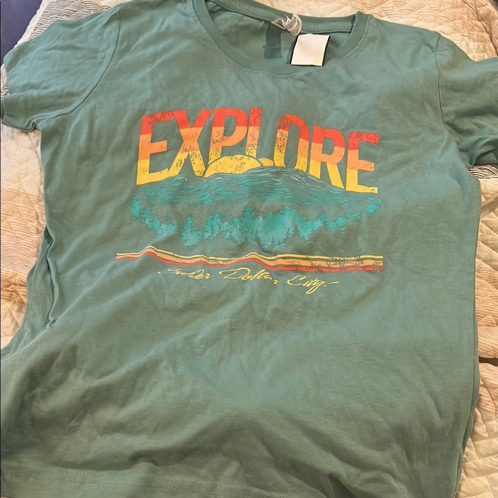 Green Explore Graphic T-Shirt